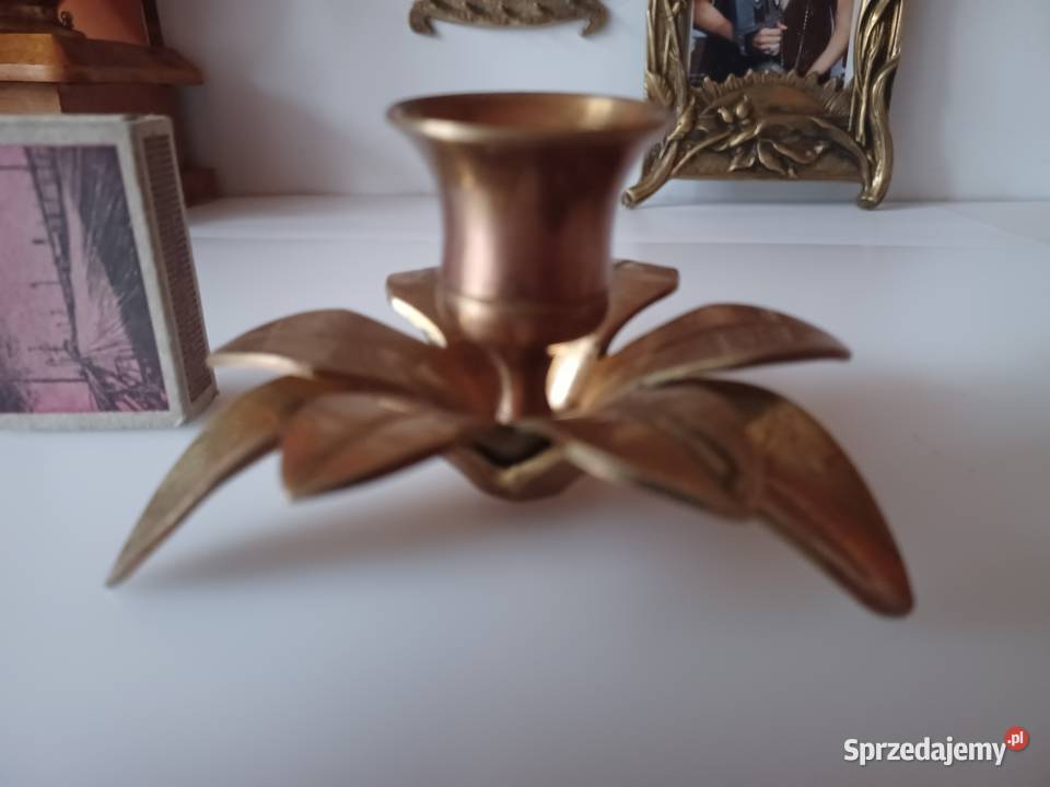 Mosiężny świecznik kwiat Wyprzedaż kolekcji Poznań