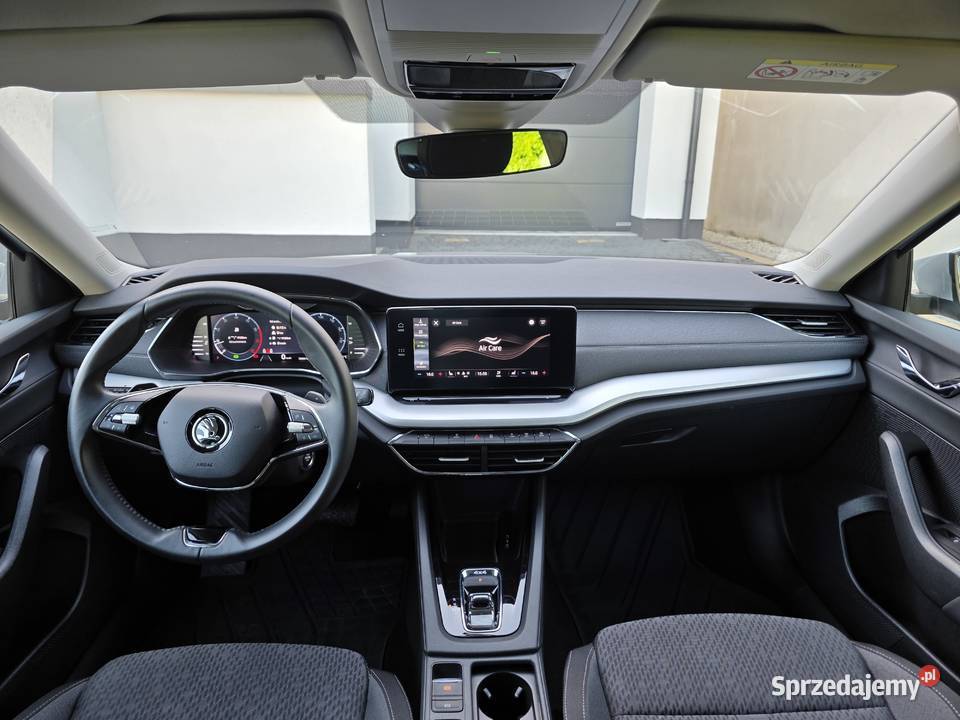 Zgłoś KODA Octavia sedan 20 TSI 4x4 190 DSG pełny VAT Octavia Będzin