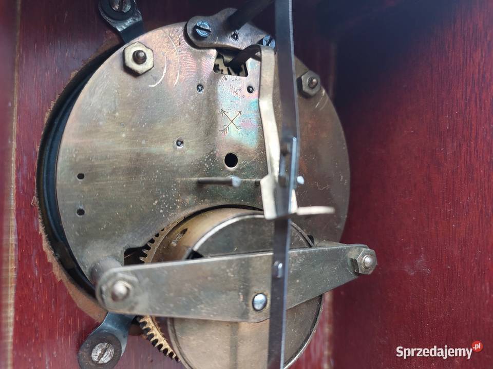 107 Stary zegar stołowy chodzik miniaturka HAU Tczew