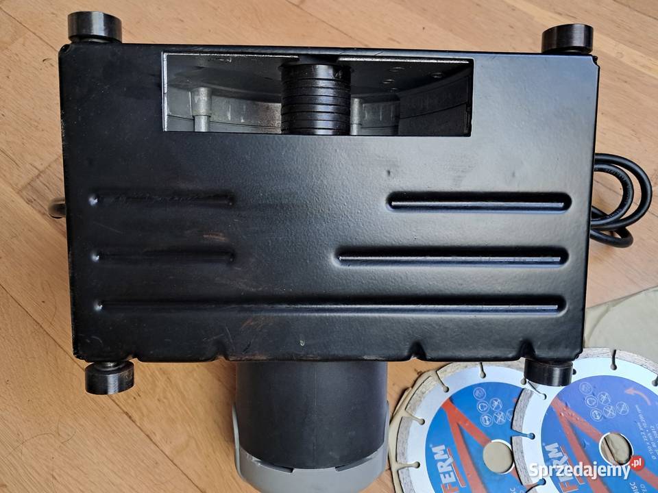 Bruzdownica Farm z laserem Warszawa