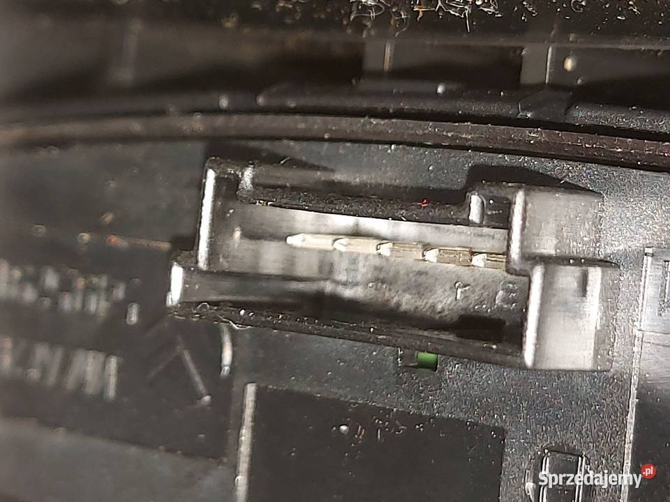 BMW 1 E82 11r kratka nawiewu środkowa 7059189 Kielce