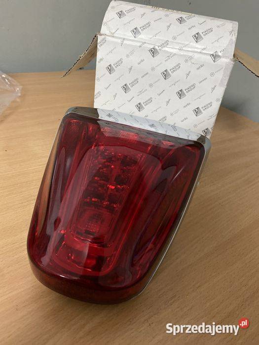 Lampa Piaggio Vespa Primavera full led tył tylna Poznań