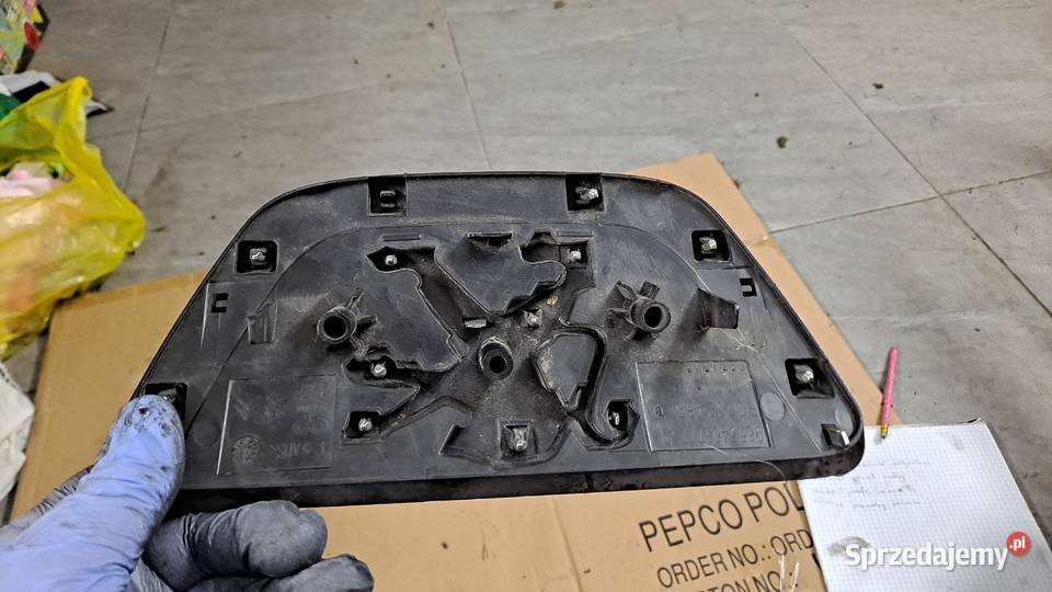 Znaczek Emblemat PEUGEOT 308 osobowe Brynica