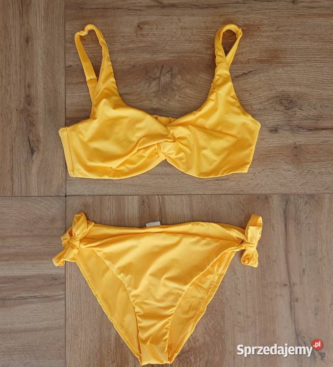 2 komplety strojów kąpielowych Calzedonia L