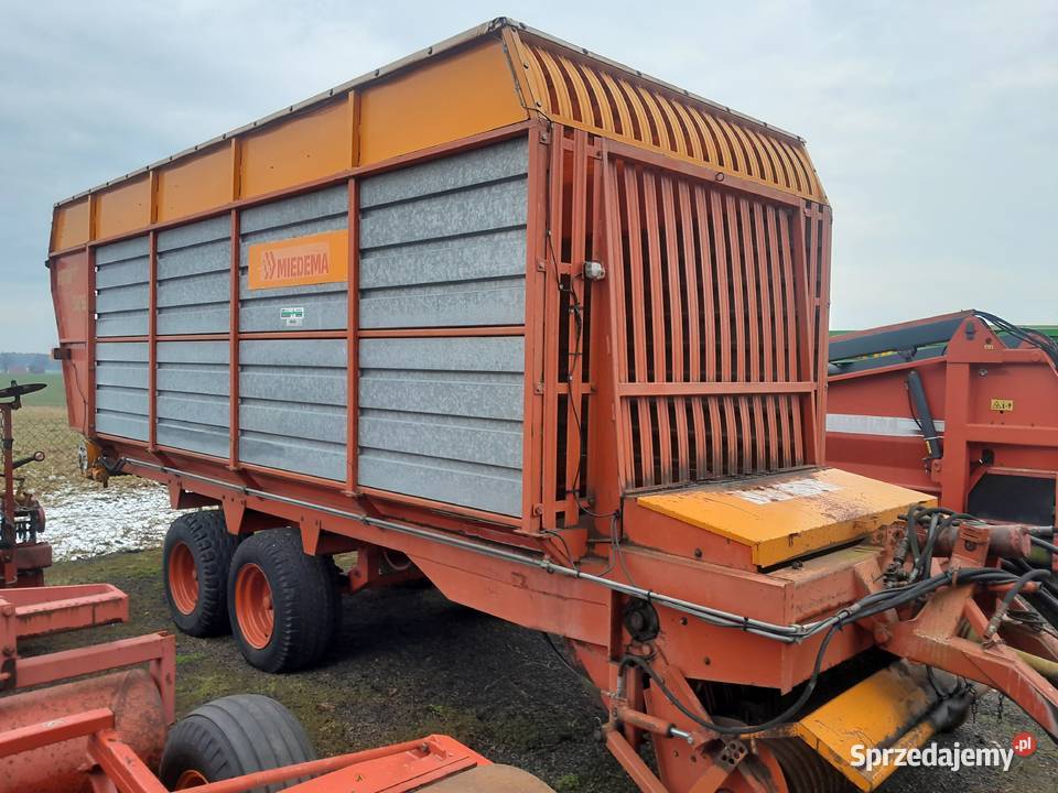 Przyczepa samozbierająca Miedema LR 550 Ryki