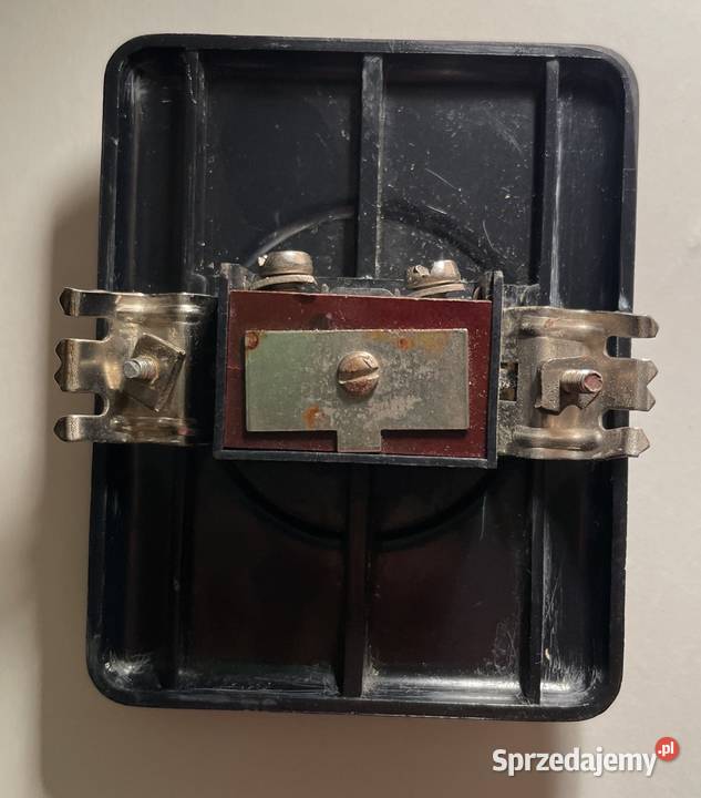 Gniazdo elektryczne podtynkowe bakelitowe PRL Łódź sprzedam