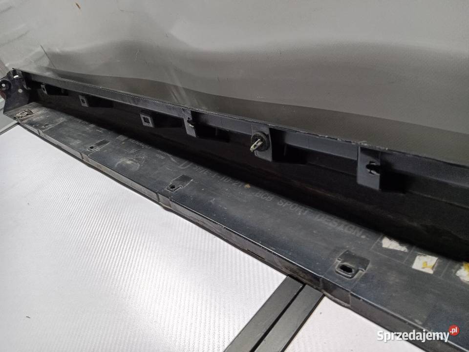 LISTWA PROGOWA PRAWA RENAULT MEGANE V 764184243R sprzedam