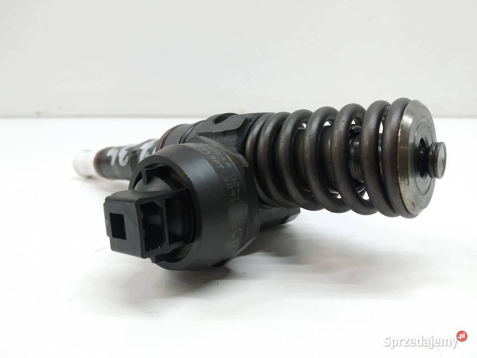 POMPOWTRYSKIWACZ 038130073AR 19 TDI Audi A4 II Pompowtryskiwacze sprzedam