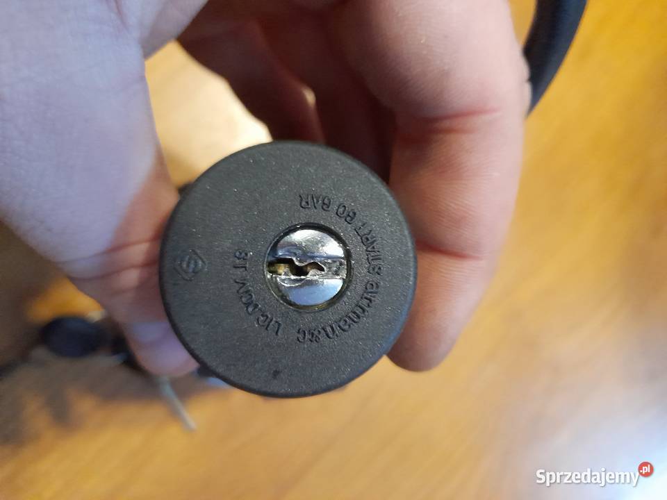 Stacyjka nowa fiat 126p std osobowe sprzedam