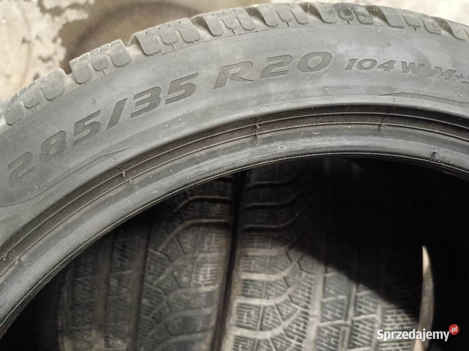 Opony zimowe 27535R20 28535R20 Pirelli Kielce sprzedam