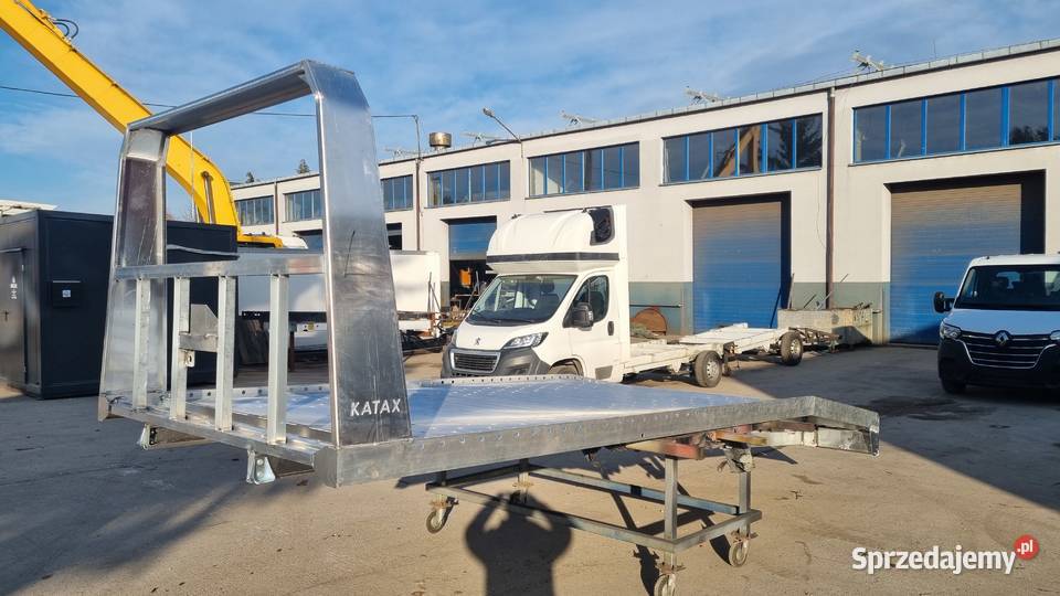 Dostepna zaraz Autolaweta Laweta Najazd Iveco Kielce