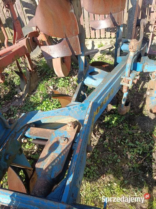 Pług obrotowy 3 skibowy Rabewerk