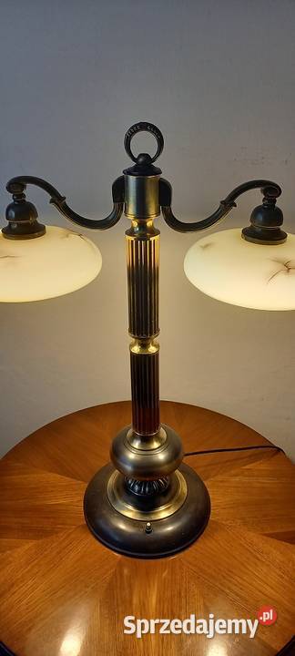 Okazała dwuramienna lampa wykonana z mosiądzu