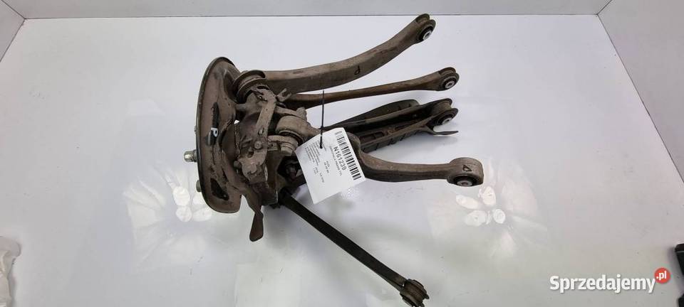 ZWROTNICA PRAWA TYŁ AUDI A8 D5 4N 4N0505432F Pozostałe