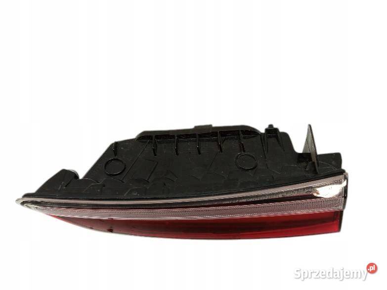 LAMPA TYŁ W KLAPĘ LEWA LIFT FL 57A945307D Skoda osobowe Oświetlenie
