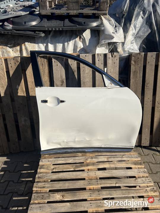 Drzwi prawe przednie Infiniti QX70 Radom