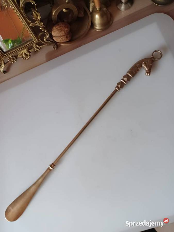 Mosiężna łyżka do butów