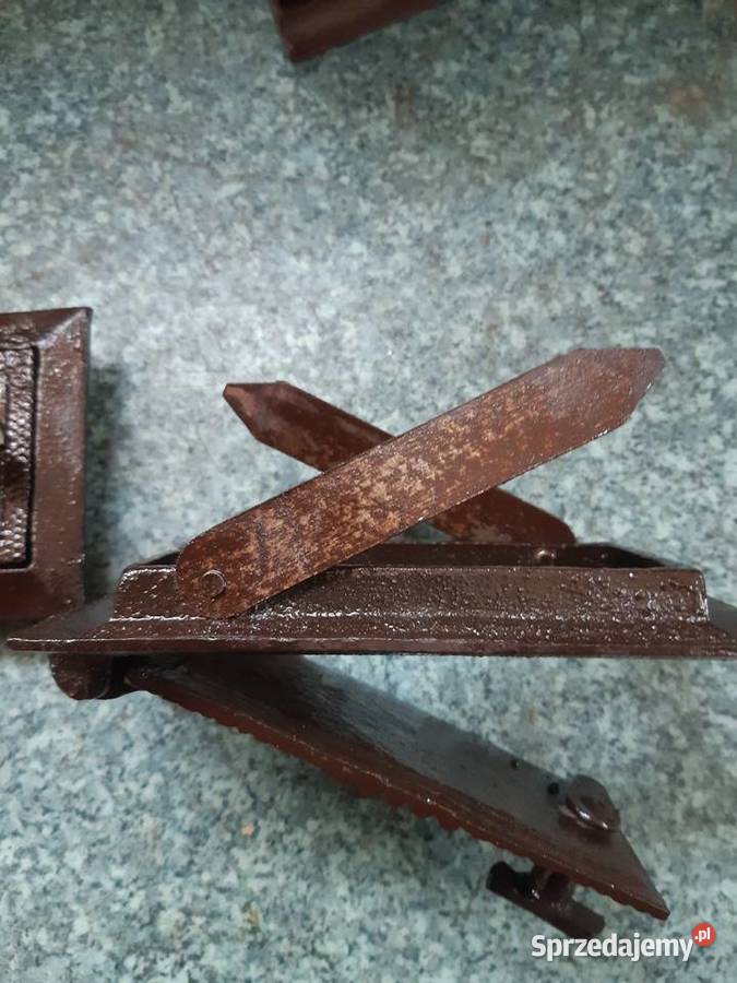 Drzwiczki wyciorowe 6x3 żeliwne lubelskie