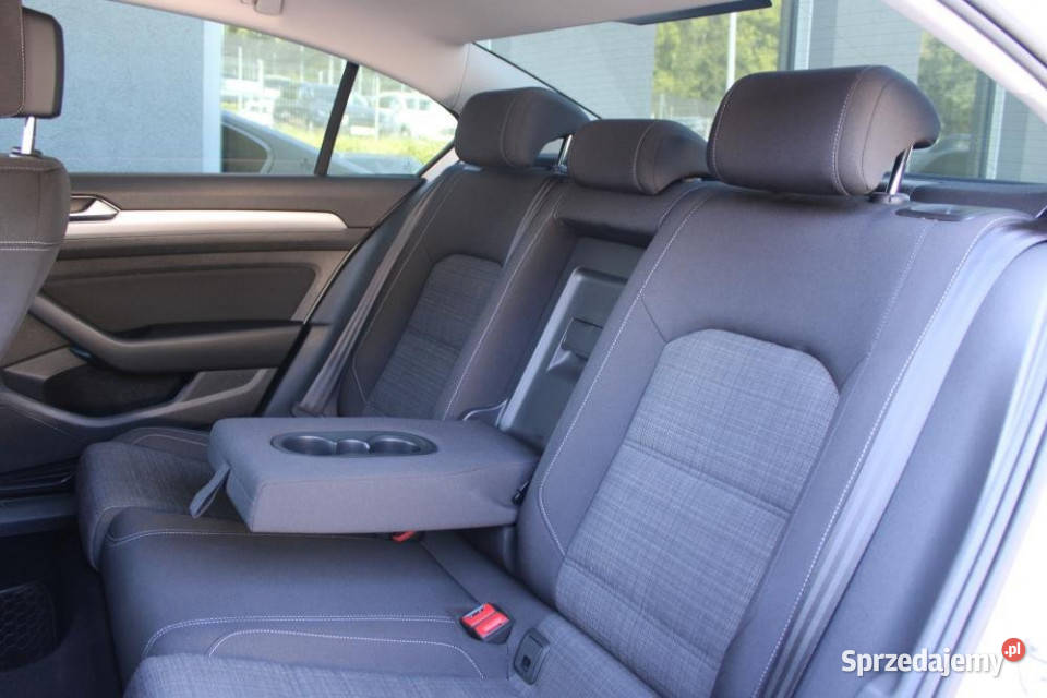 Volkswagen Passat 2020r Carplay Temp Adapt ergo nieuszkodzony Kraków