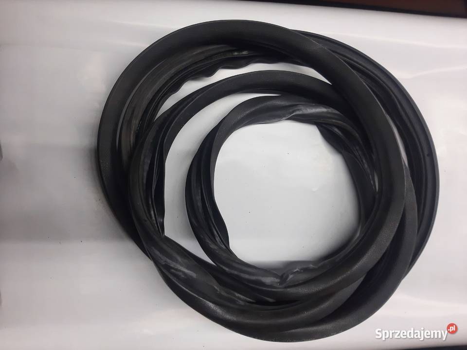 Ford KA MK II 2 uszczelka drzwi prawa pasażera
