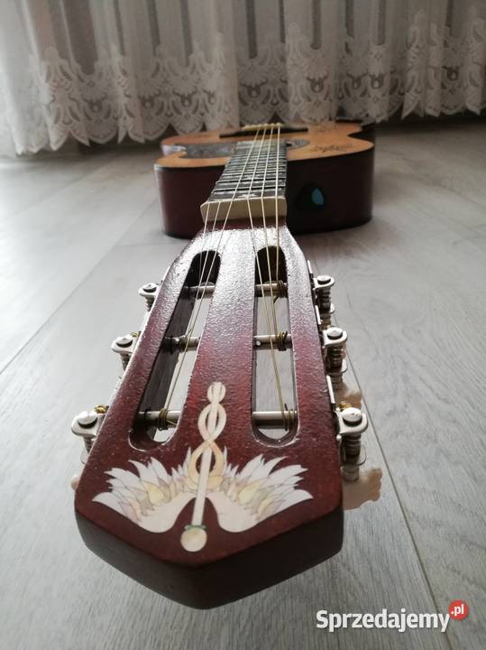Sprzedam gitarę akustyczną łódzkie Tomaszów Mazowiecki