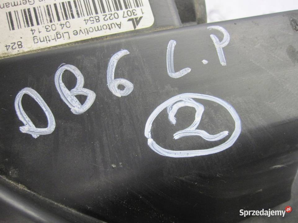 AUDI A4 B8 IV 08r lampa lewa przód 1307022854 Kielce