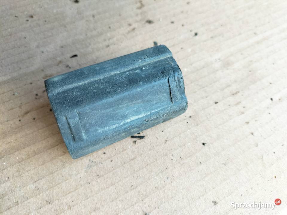 AUDI 80 B4 80B4 ODBÓJ KLAPY MASKI PRAWY Kamień-Kolonia