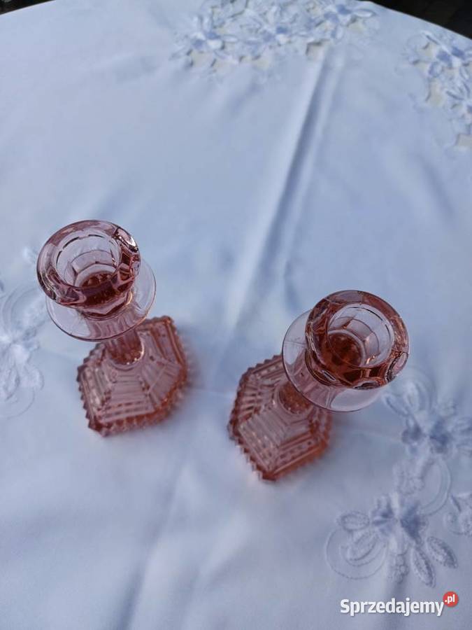 Dwa świeczniki szkło rozalinowe Kolekcja Poznań