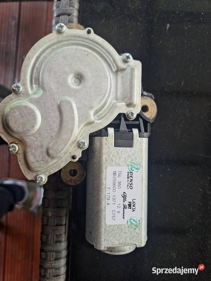 Silnik wycieraczki tylniej Fiat 500 Rok produkcji 2017 Warszawa