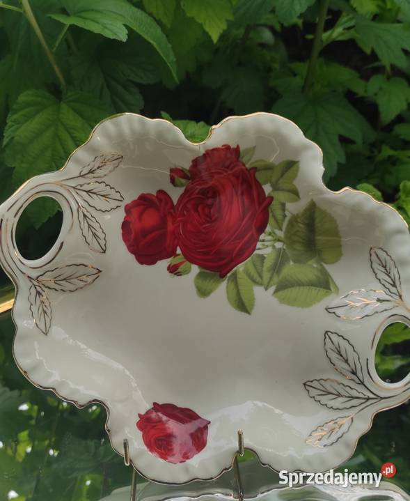 WYKWINTNA PATERA Z PORCELANY Z UCHWYTAMI RELIEFY Pabianice