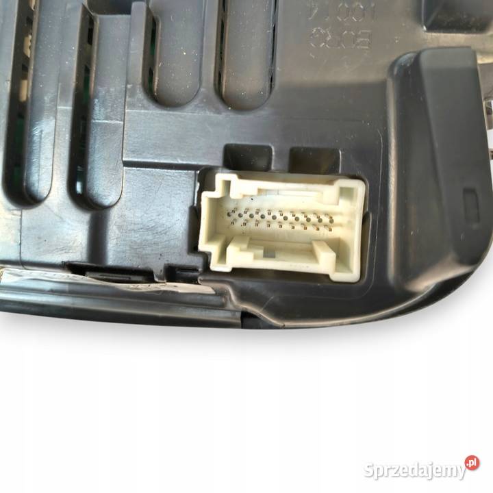 LICZNIK ZEGARY A4519009700 Smart Fortwo II 451 osobowe Liczniki i zegary Chełm sprzedam