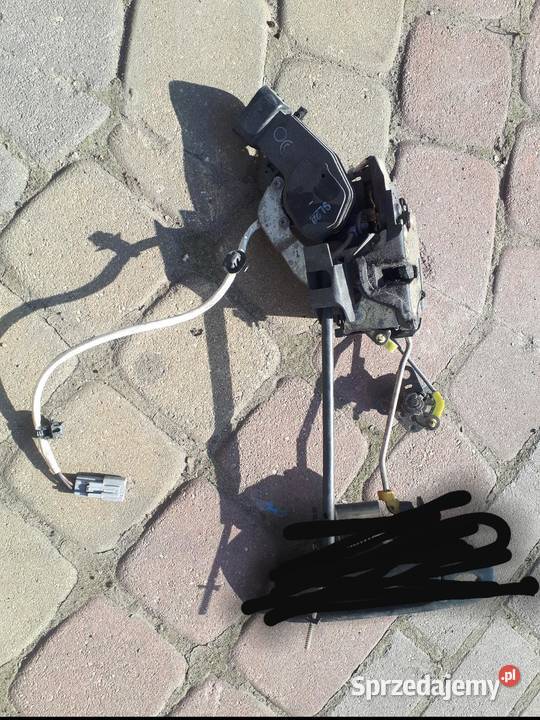 Zamek drzwi LP Kierowcy E11 Corolla Liftback świętokrzyskie sprzedam