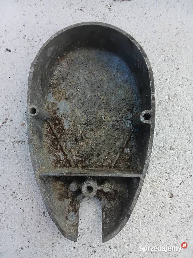 Komar Dekiel Pokrywa silnika Milejewo