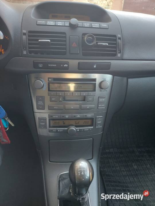 Toyota Avensis 18 vvti benzyna LPG 1800cm3 Złocieniec
