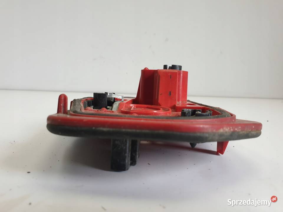 Peugeot 206 9803 WKŁAD TYLNEJ LAMPY Prawy tył Rudka