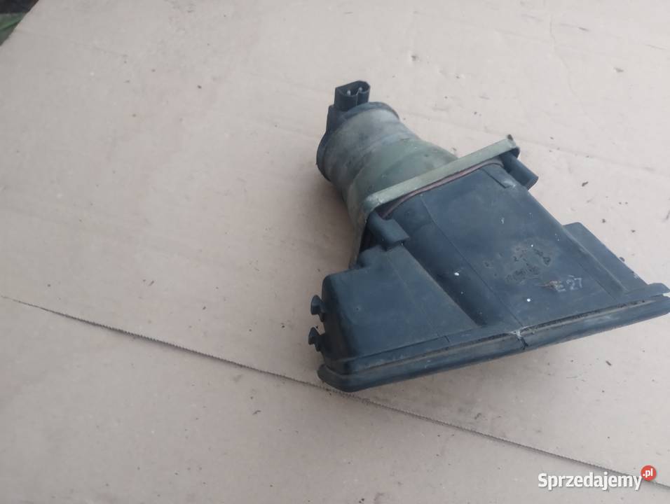 Halogen prawy przód bmw e34 świętokrzyskie Kielce