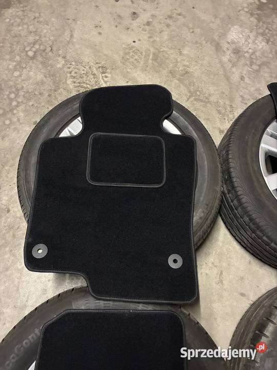 Nowe dywaniki welurowe VW Passat B6 B7 MATY DO Piastów