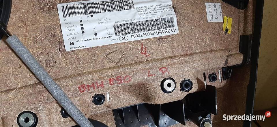 Boczek tapicerka drzwi BMW E90 Lewy przód ANG Włoszczowa sprzedam