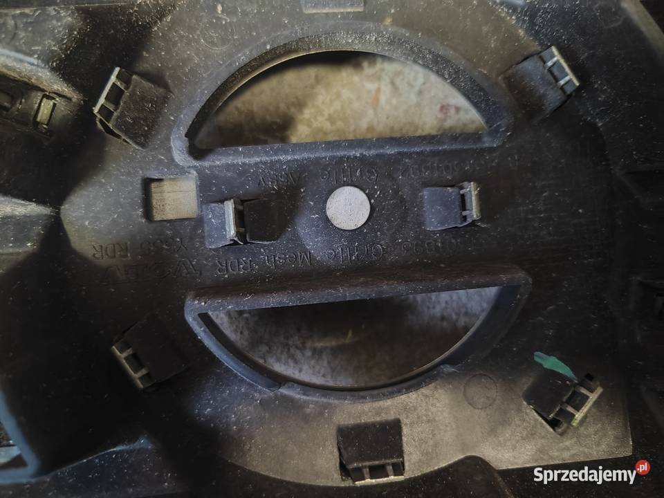 Volvo V40 grill pod radar Atrapy Kozienice sprzedam