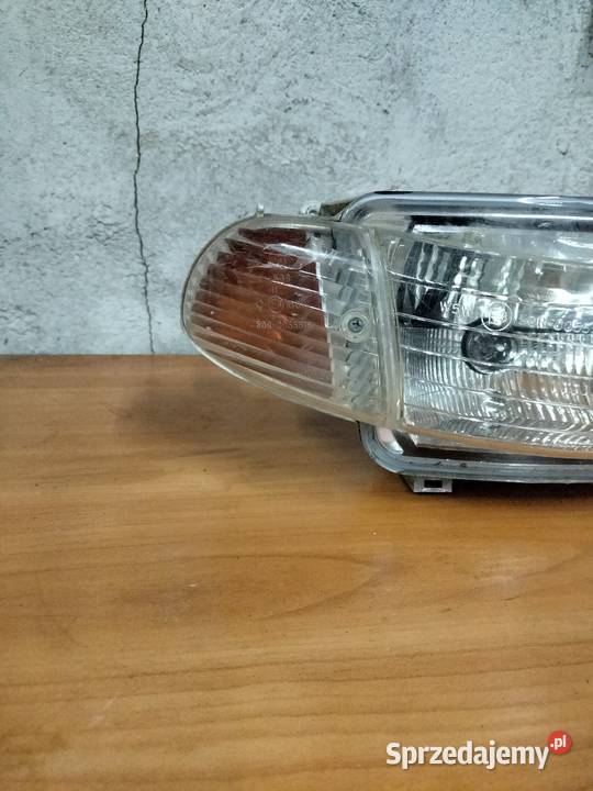 Przednia lampa Peugeot ELYSEO 50 Łubno