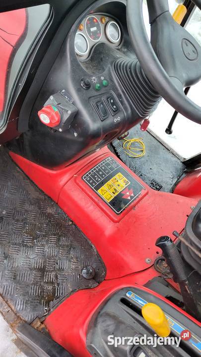 Massey Ferguson ciągnik komunalny 30 koni Krzeszowice