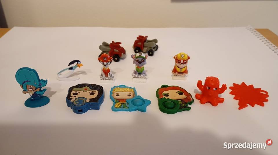 Figurki zabawki z jajek niespodzianek Kinder Warszawa sprzedam