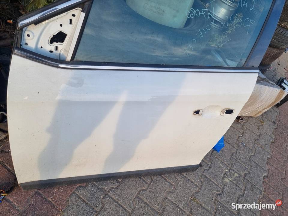 DRZWI LEWY PRZÓD GOŁE LANCIA DELTA III VR646