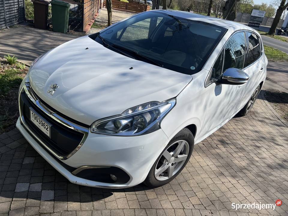 Peugeot 208 16 bluehdi 2017 260 tkm Leszno