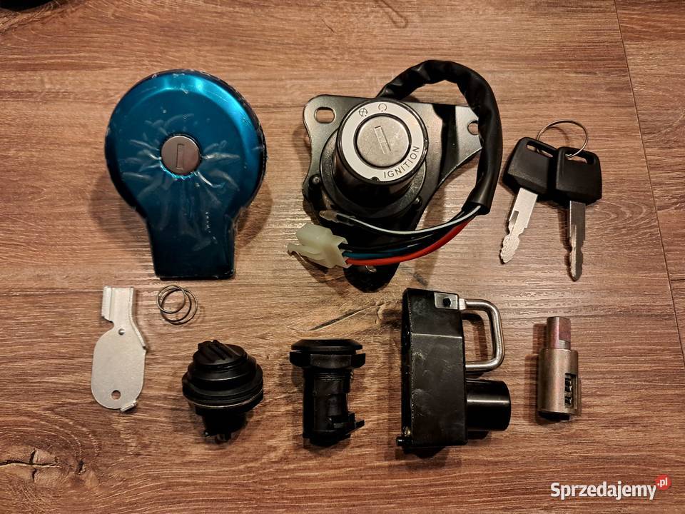 nowy zestaw stacyjka korek wlewu i zamki do