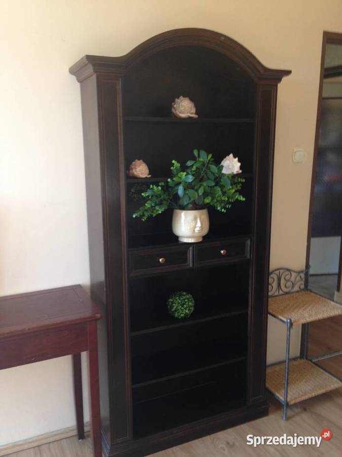 Regał drewniany piękny kształt biblioteczka Gdańsk