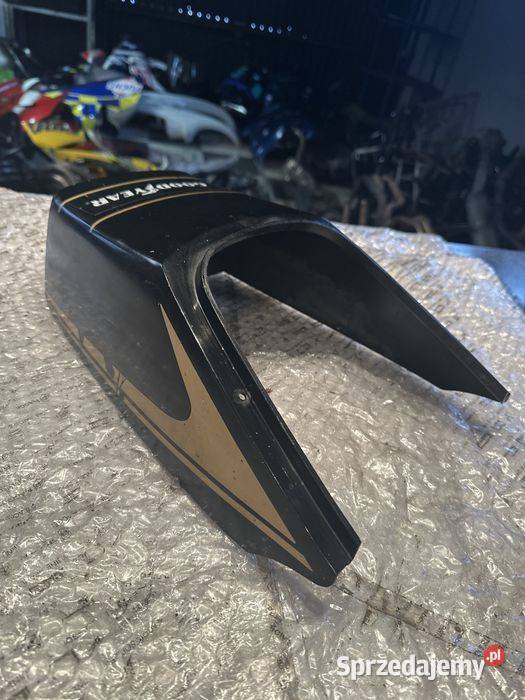 Kawasaki KZ450 KZ 450 Zadupek Ogon Osłona tylna Poznań sprzedam