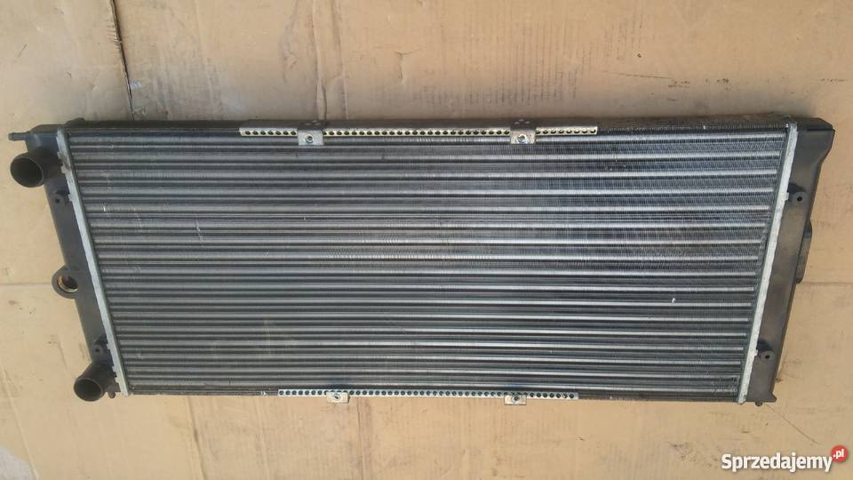 Chłodnica VOLKSWAGEN PASSAT SANTANA Buków