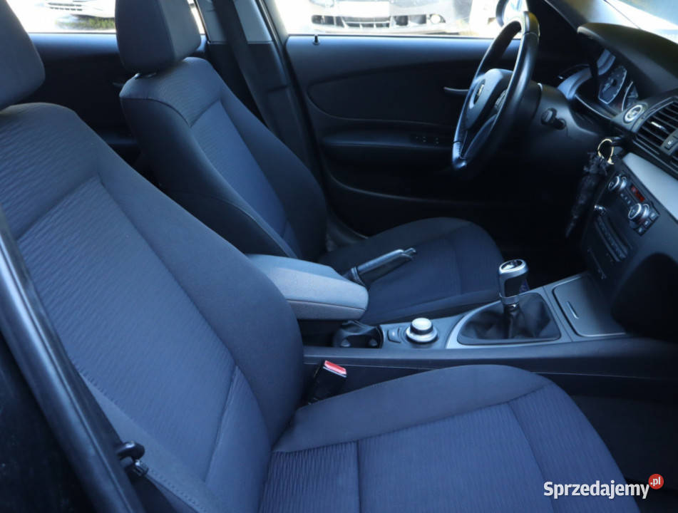 BMW 1 116i 90KM mazowieckie Piaseczno