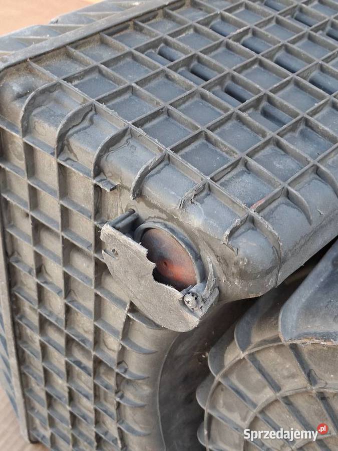 IVECO EUROCARGO OBUDOWA FILTRA POWIETRZA Bieleń sprzedam